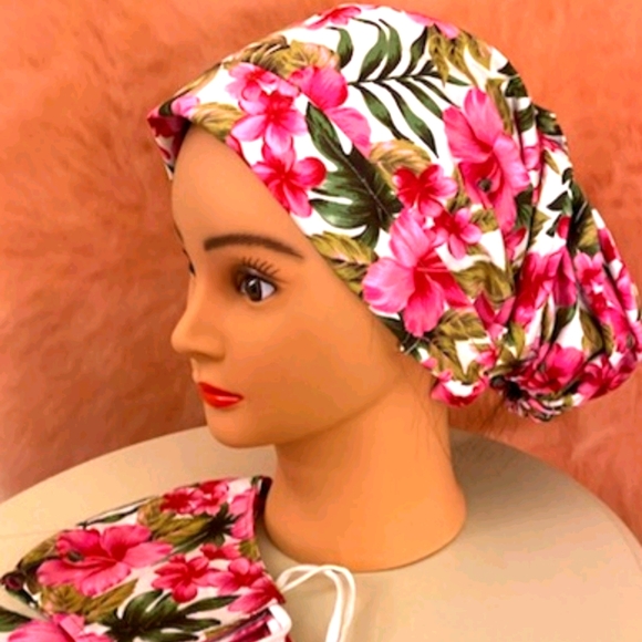 Reversible Scrub Cap and Mask (Bonus Mask!) - Picture 2 of 4